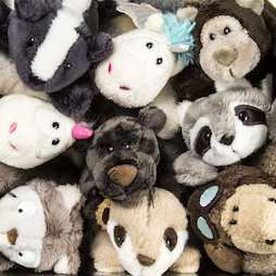 LIV-123, MagNICI magnetic plush toys, with magnets in paws